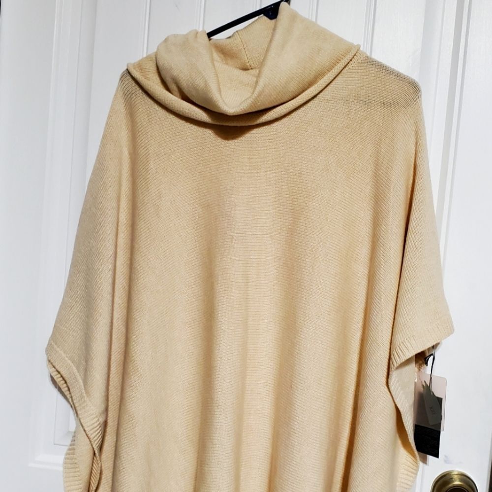 XXI Poncho